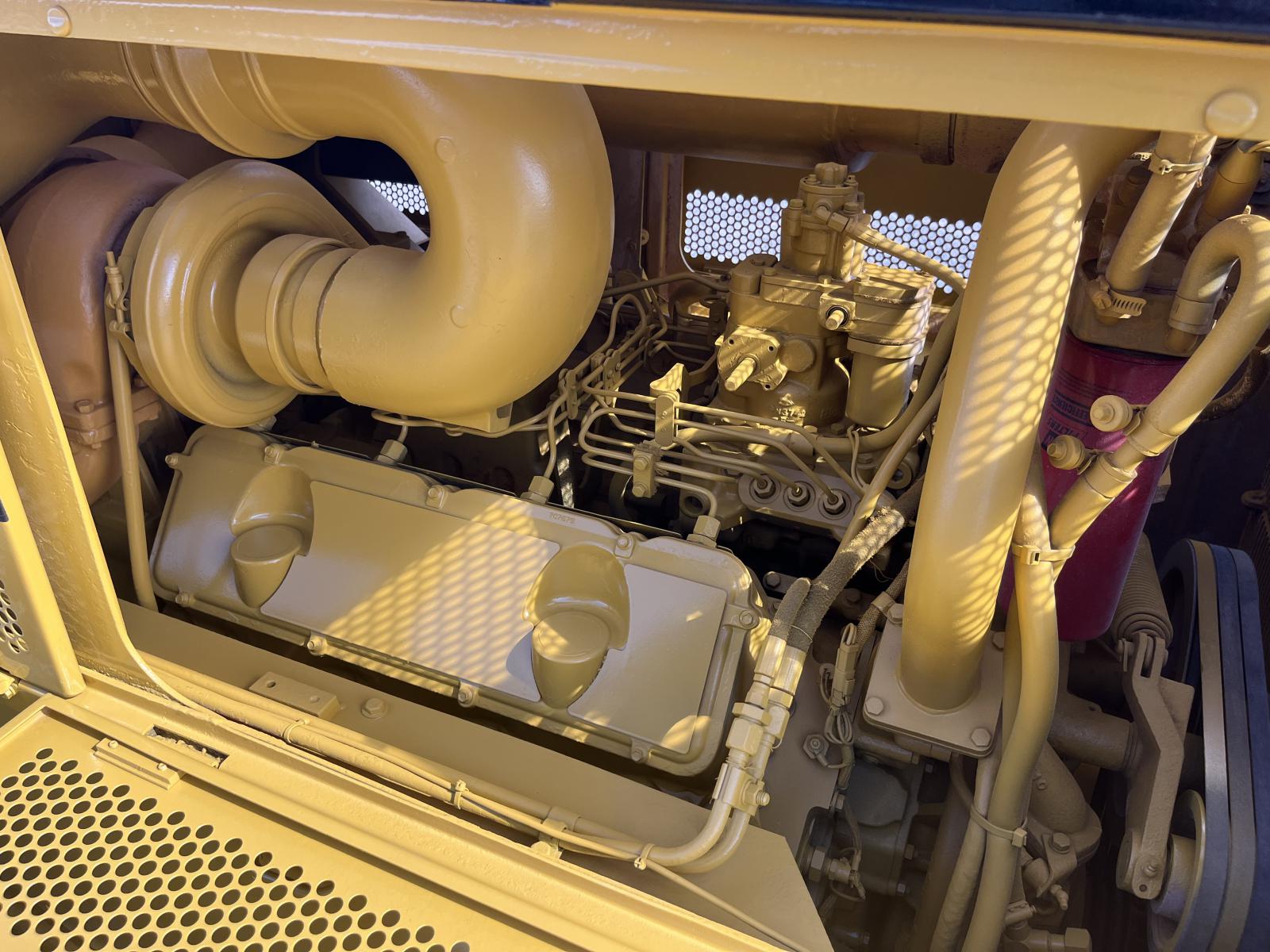 ./imagenes/INVOICE/2019/17670/CATERPILLAR 988B (10).JPG